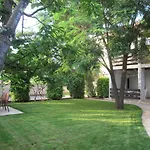 Apartment Zvezdica*** With Garden *