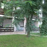 Zvezdica*** With Garden Apartment Zambratija (Istria)