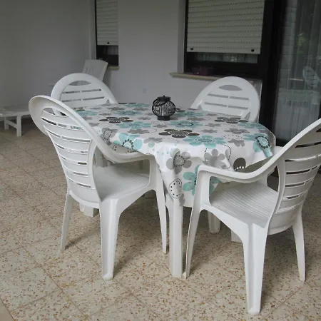 Zvezdica*** With Garden Zambratija (Istria)