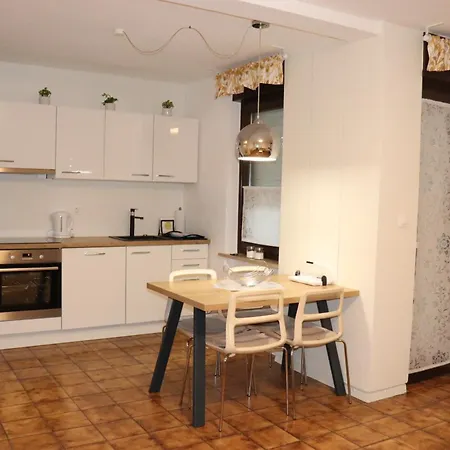Apartment Zvezdica*** With Garden *